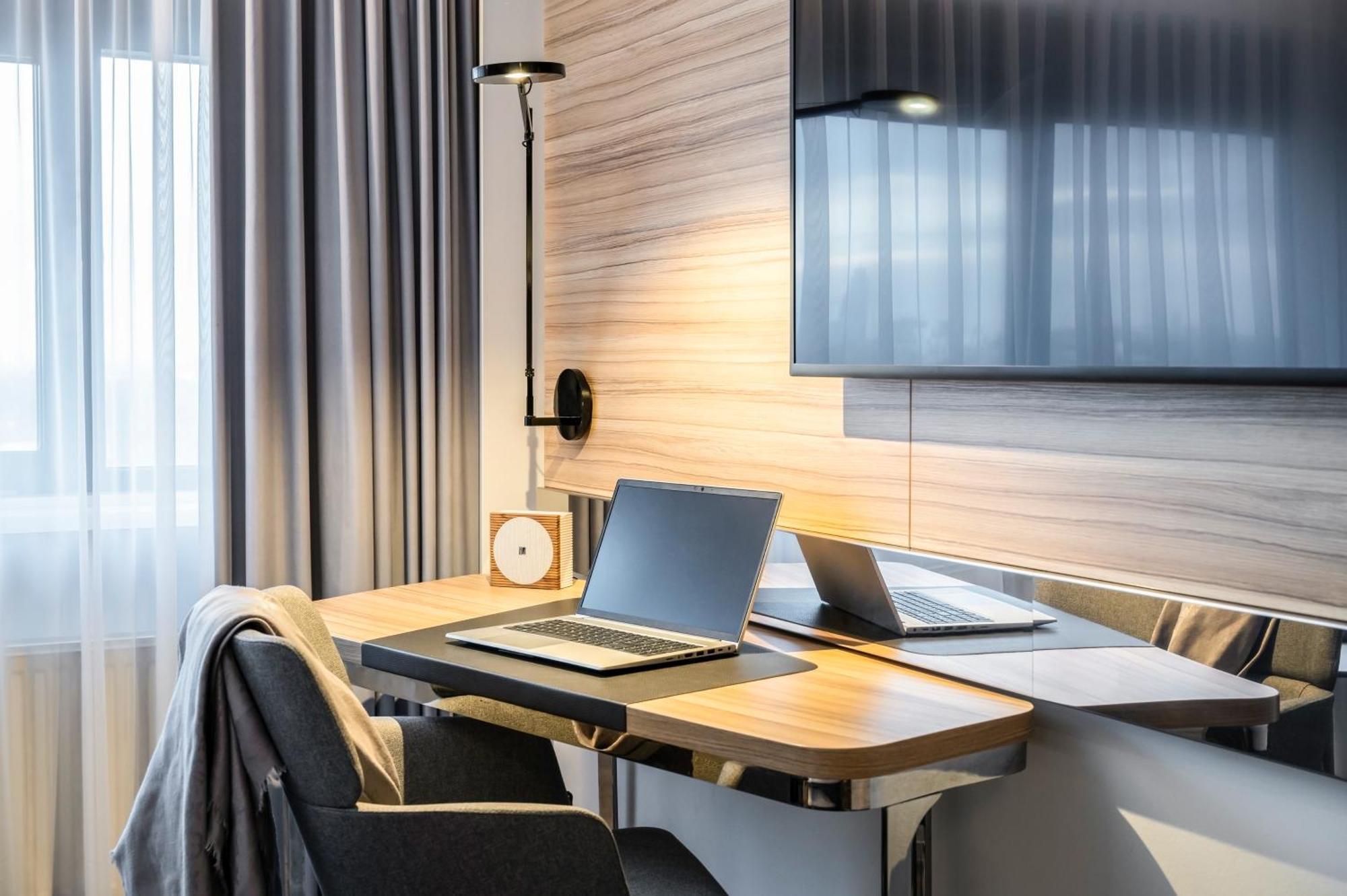 Executive Queen Room