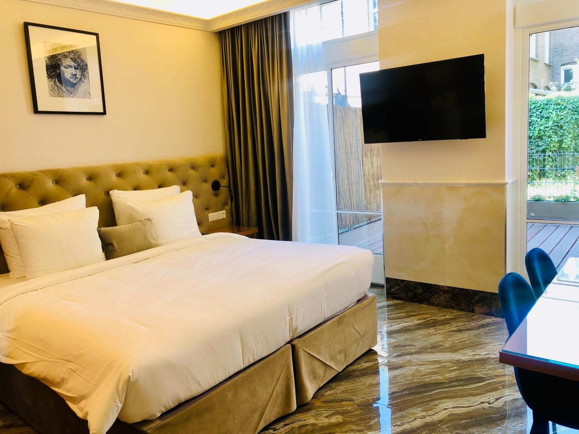Double Room Terrace,1594073081:JPEG