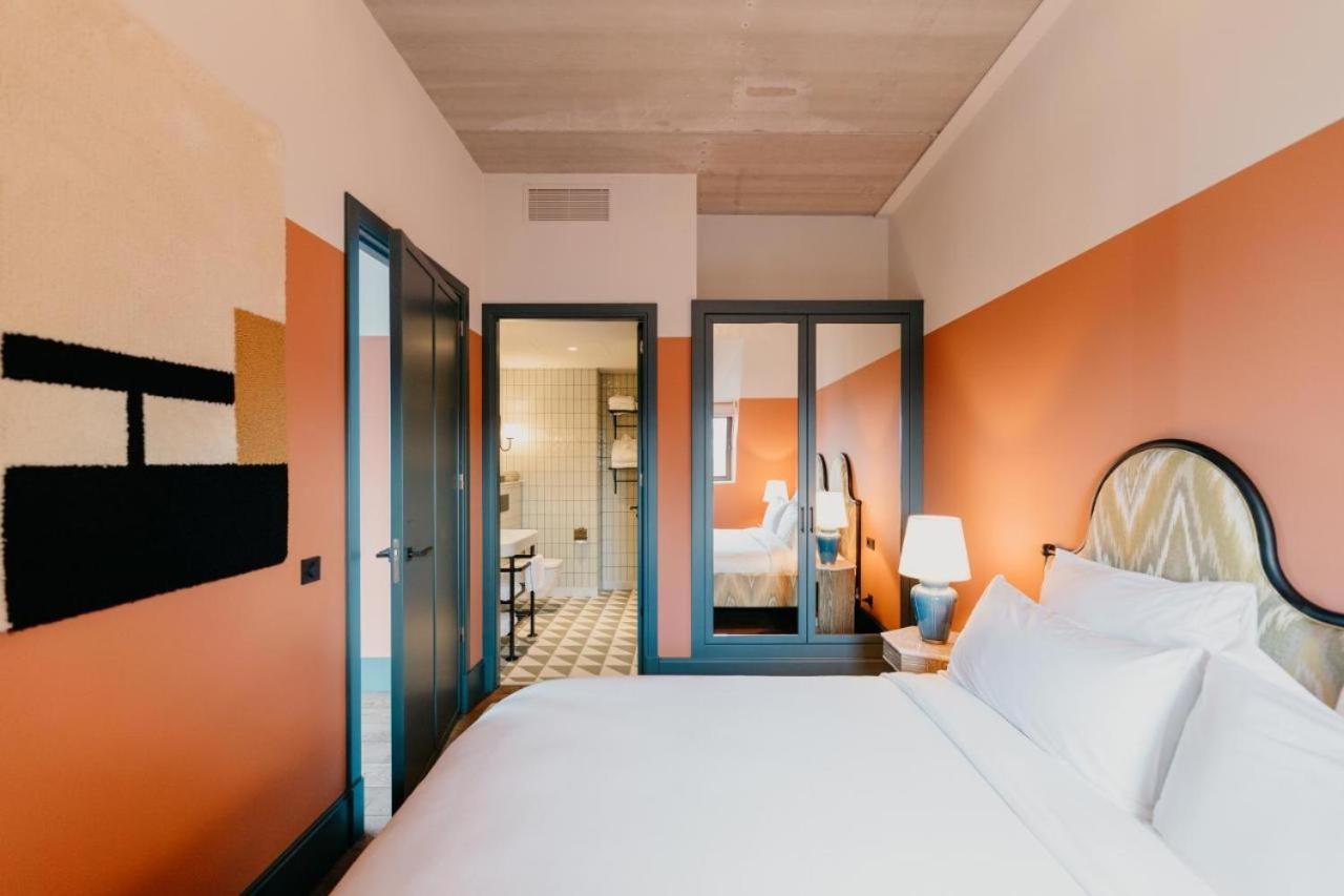 One-Bedroom Apartment,1681793030:JPEG