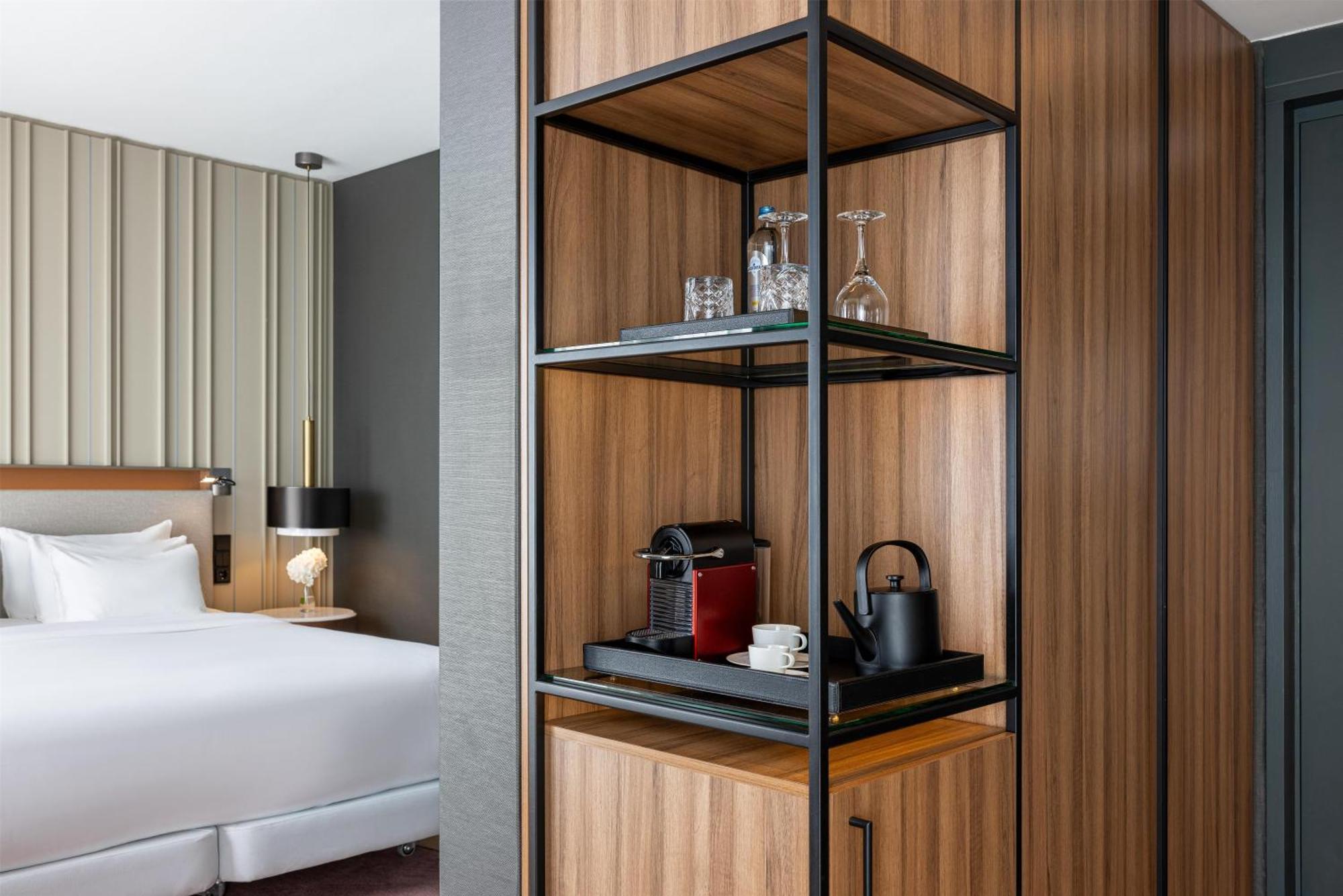 Premium Double Room Balcony,1722883942:JPEG