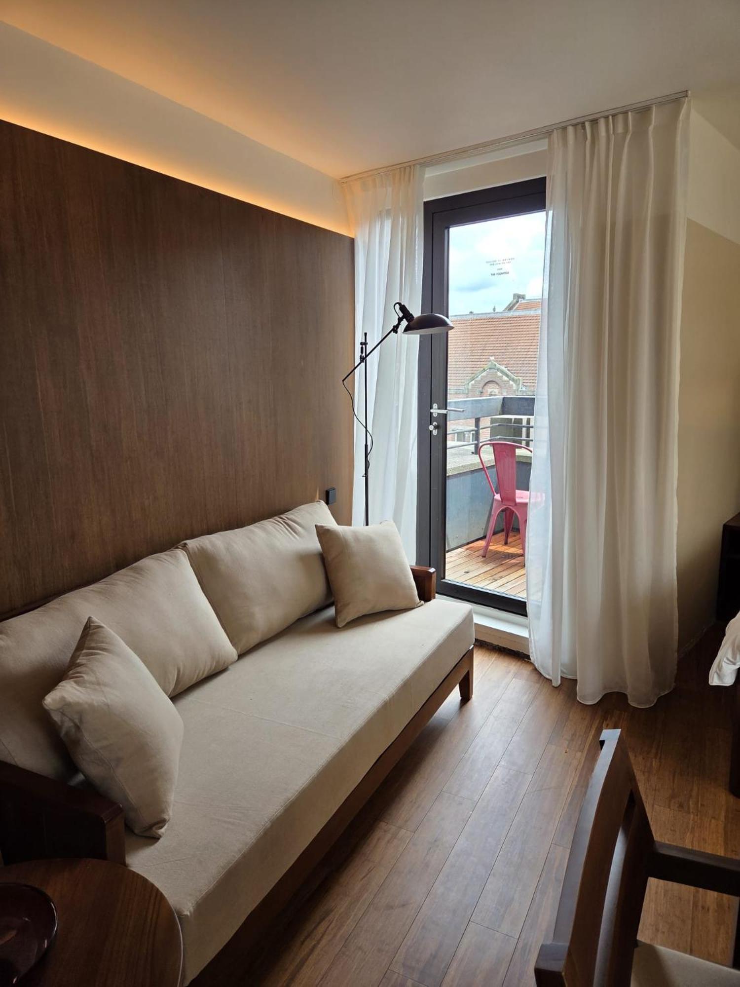 Suite Balcony,1769550405:JPEG
