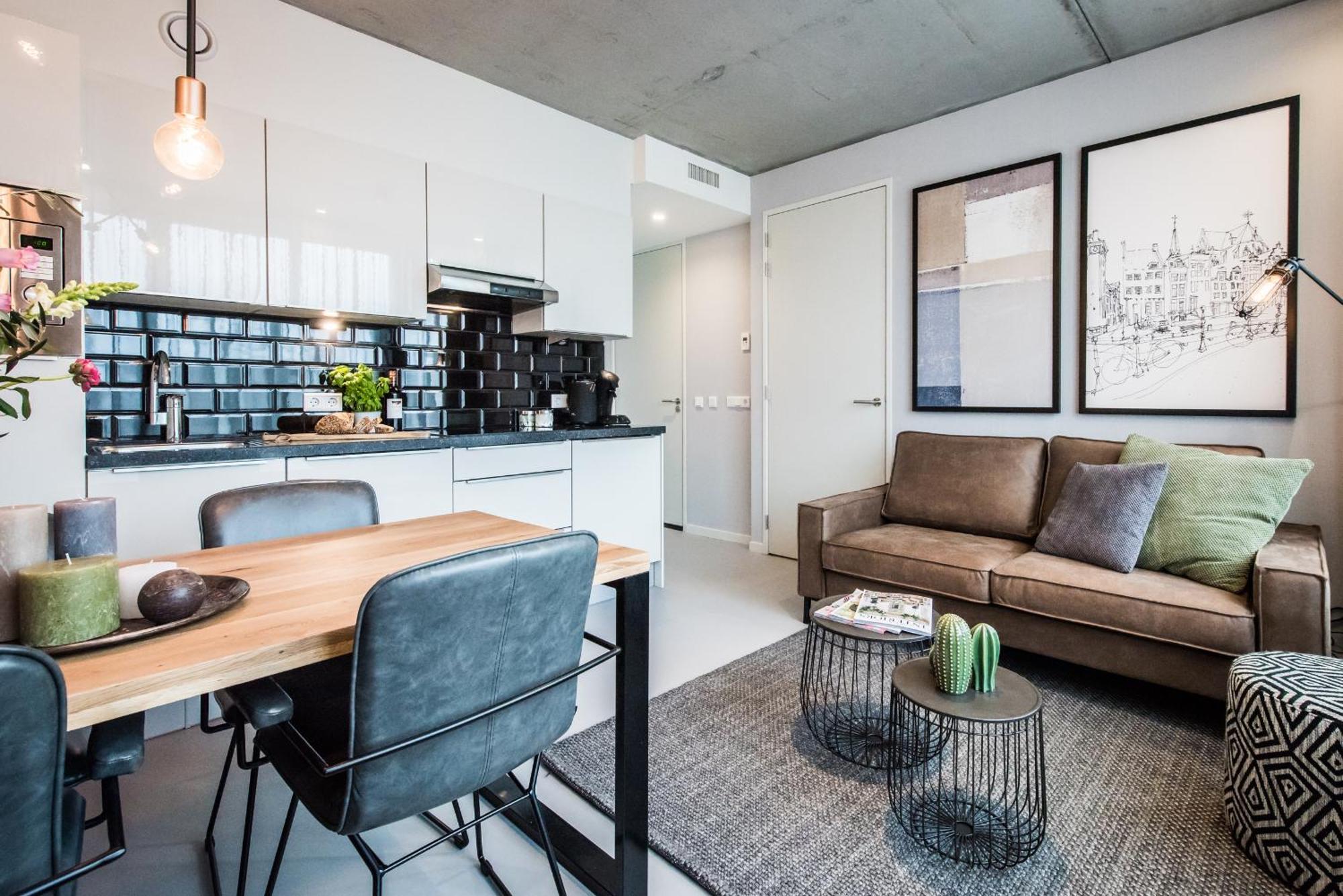 2 Bedroom Apartment,824005349:JPEG